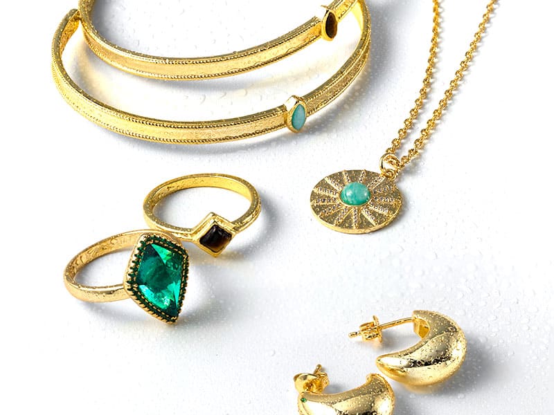 Brass-Jewelry-Banner