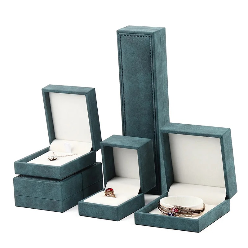 jewelry packing