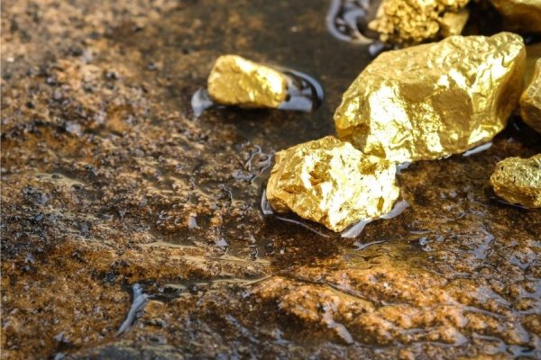 Gold raw materials used in jewelry manufacturing in China