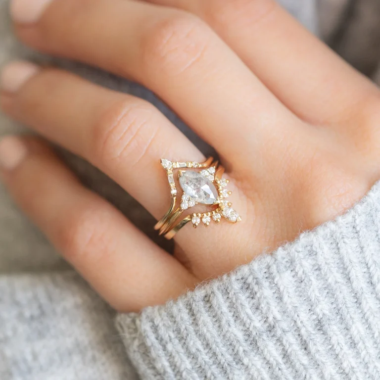 Custom solitaire ring band with single gemstone setting