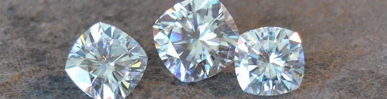 Moissanite vs Cubic Zirconia