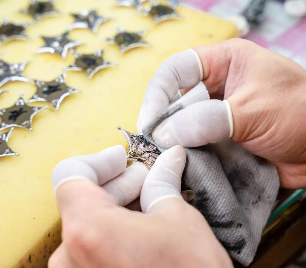 silver jewelry manufacturer and 925 sterling silver factory