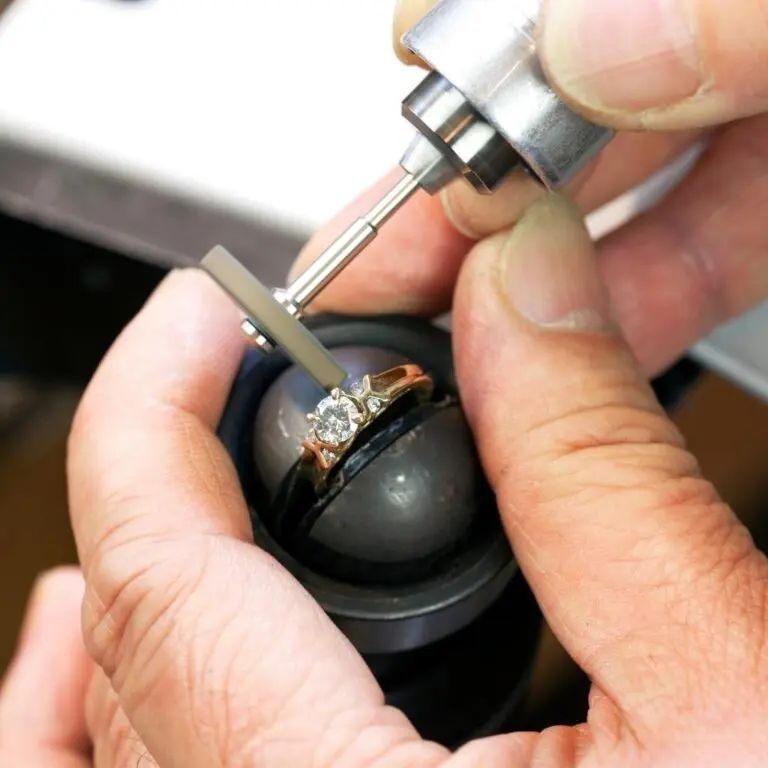 quality inspection of finished sterling silver jewelry