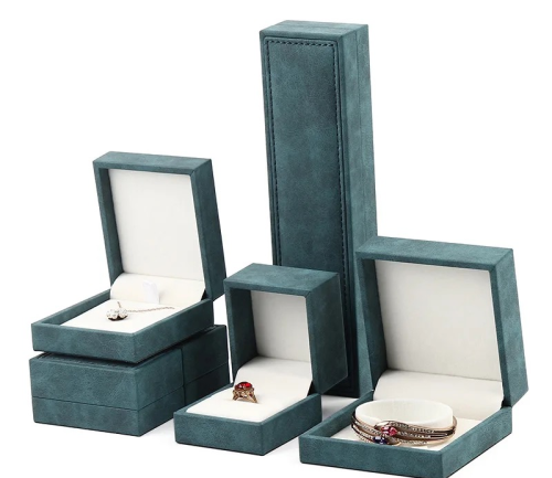 jewelry packing